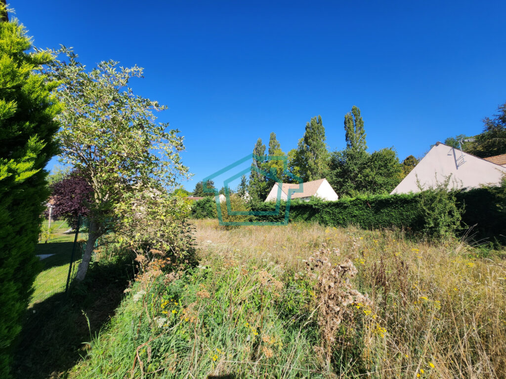 Galluis terrain à bâtir de 578 m2